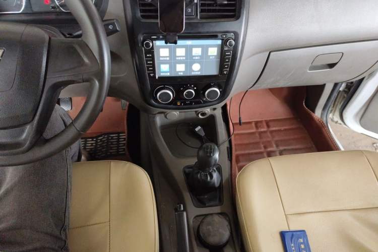 Used Wuling Rongguang V 2015 1.5L Practical Version Audio And AC Panel