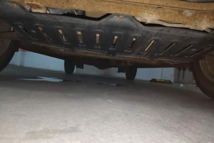Used Wuling Rongguang V 2015 1.5L Standard Version Chassis Front