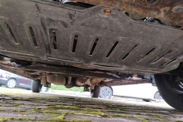Used Wuling Rongguang V 2015 1.2L Practical Model Chassis Front