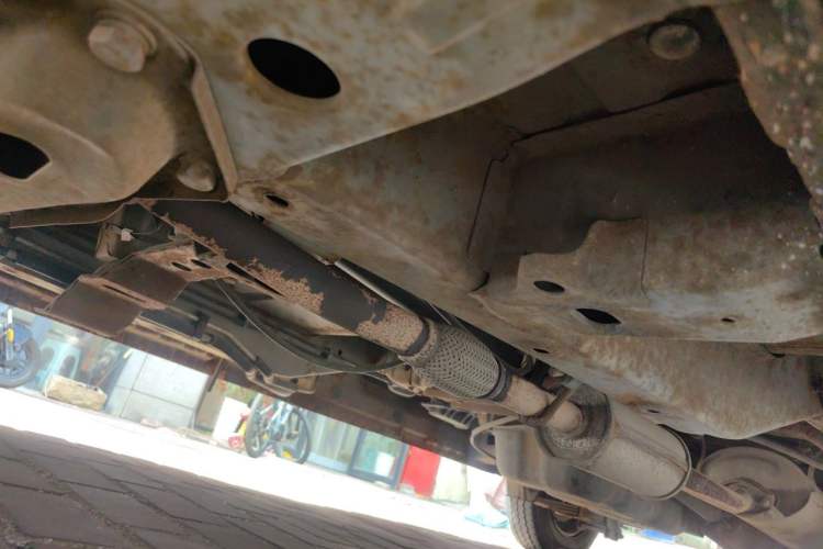 Used Wuling Rongguang V 2015 1.2L Practical Model Chassis Front Left