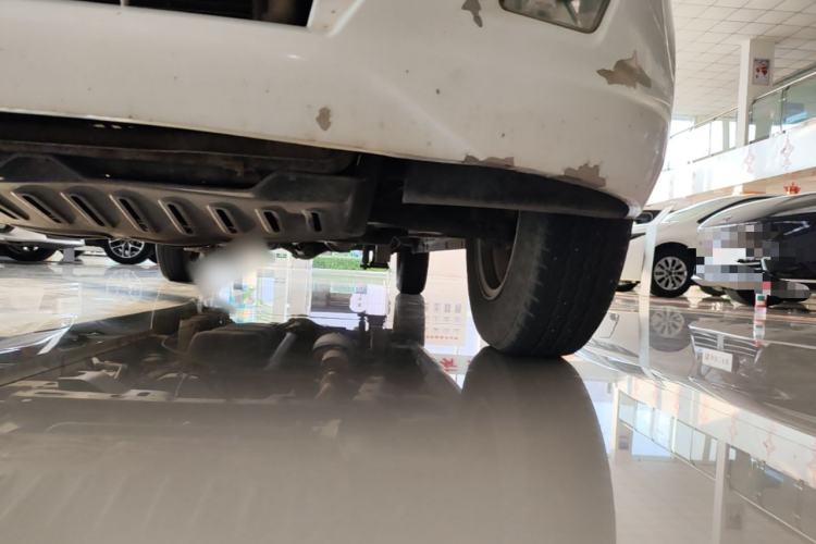 Used Wuling Rongguang V 2015 1.2L Standard Version Chassis Front Left
