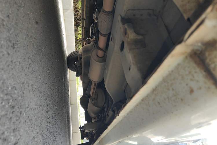 Used Wuling Rongguang V 2015 1.2L Base Version Chassis Front Left