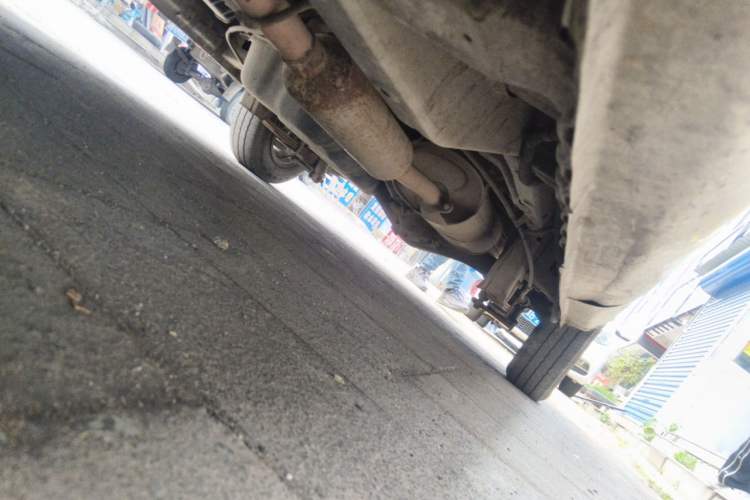 Used Wuling Rongguang V 2015 1.5L Standard Version Chassis Front Left
