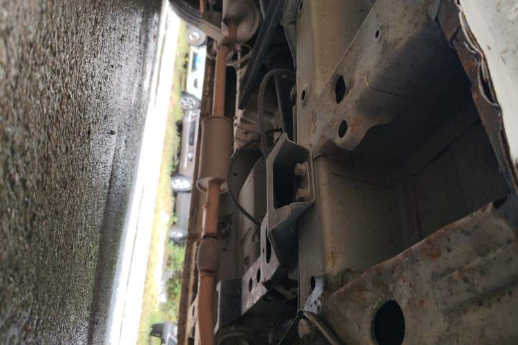 Used Wuling Rongguang V 2015 1.2L Standard Version Chassis Front Right