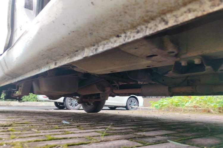 Used Wuling Rongguang V 2015 1.2L Practical Model Chassis Front Right