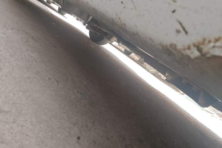 Used Wuling Rongguang V 2015 1.2L Standard Version Chassis Front Right