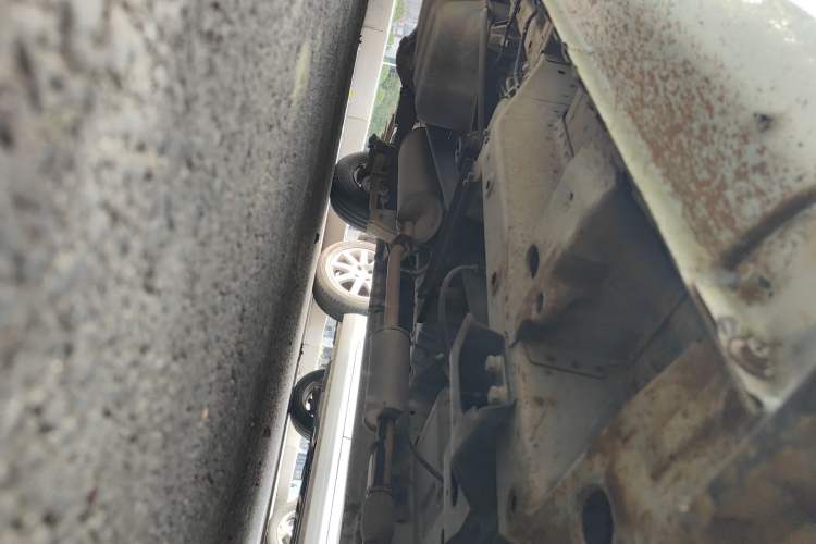 Used Wuling Rongguang V 2015 1.2L Base Version Chassis Front Right