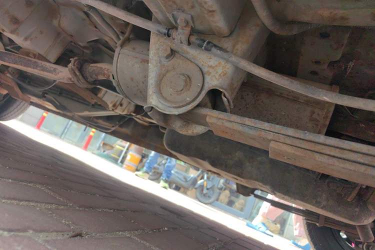 Used Wuling Rongguang V 2015 1.2L Practical Model Chassis Rear Left