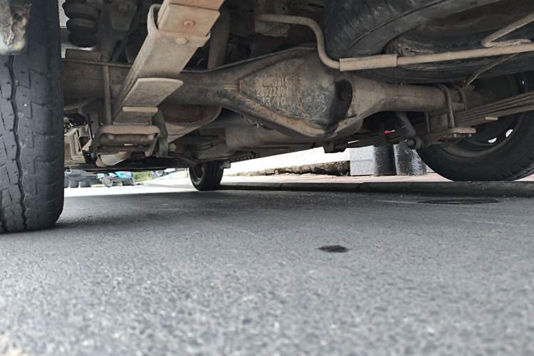 Used Wuling Rongguang V 2015 1.5L Practical Version Chassis Rear Left