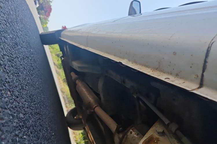 Used Wuling Rongguang V 2015 1.5L Practical Version Chassis Rear Left