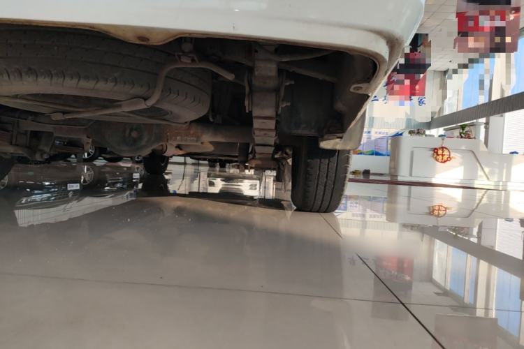Used Wuling Rongguang V 2015 1.2L Standard Version Chassis Rear Right