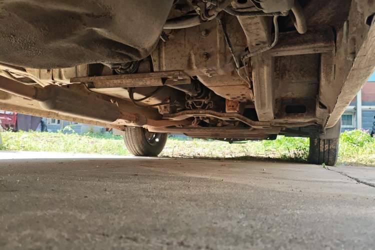 Used Wuling Rongguang V 2015 1.5L Base Version Chassis Rear Right