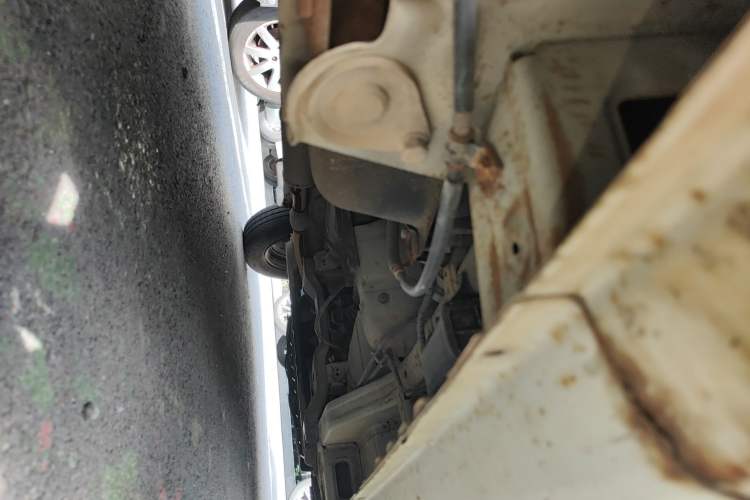 Used Wuling Rongguang V 2015 1.2L Base Version Chassis Rear Right