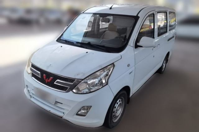 Used Wuling Rongguang V 2015 1.5L Base Version