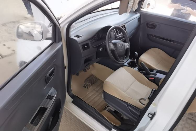 Used Wuling Rongguang V 2015 1.5L Base Version Driver Seat