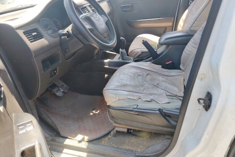 Used Wuling Rongguang V 2015 1.5L Base Version Driver Seat