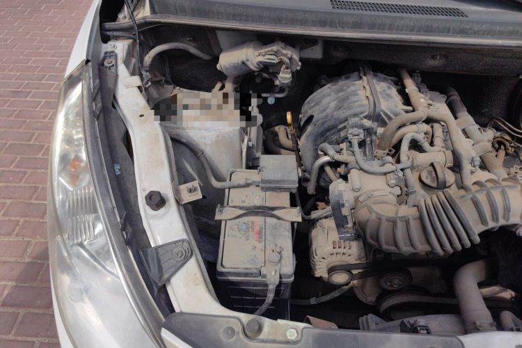 Used Wuling Rongguang V 2015 1.2L Practical Model Engine Bay Right