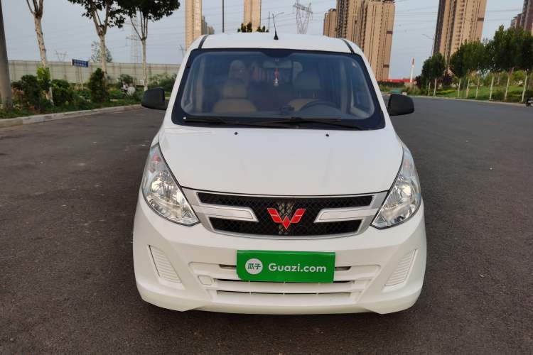 Used Wuling Rongguang V 2015 1.5L Practical Version Exterior 1