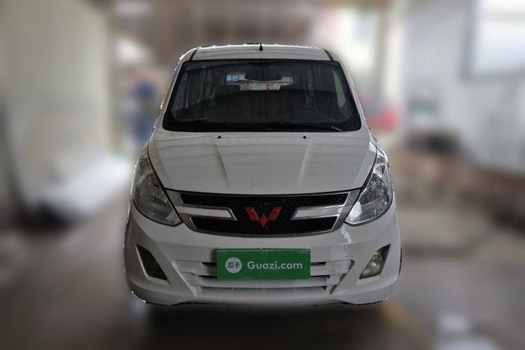 Used Wuling Rongguang V 2015 1.2L Standard Version Front
