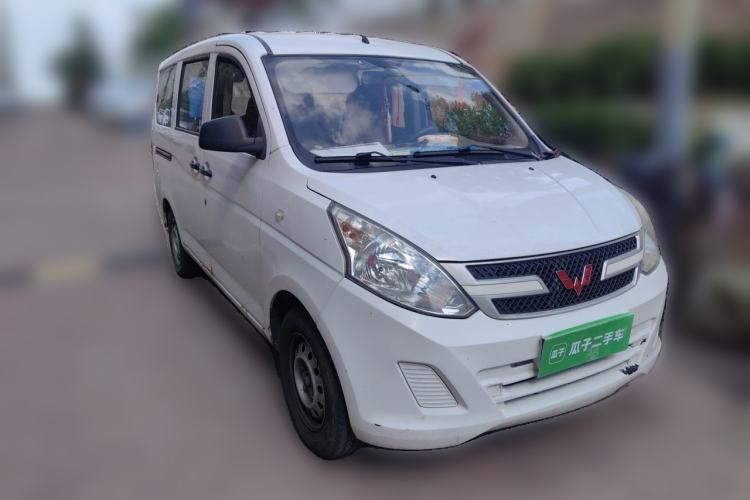 Used Wuling Rongguang V 2015 1.2L Practical Model Front Right 45 Deg