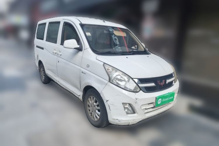 Used Wuling Rongguang V 2015 1.5L Standard Version Front Right 45 Deg