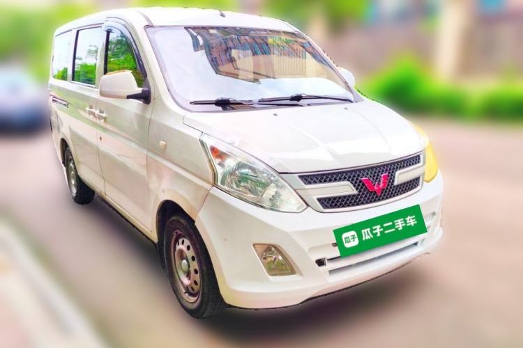 Used Wuling Rongguang V 2015 1.2L Practical Model Front Right 45 Deg
