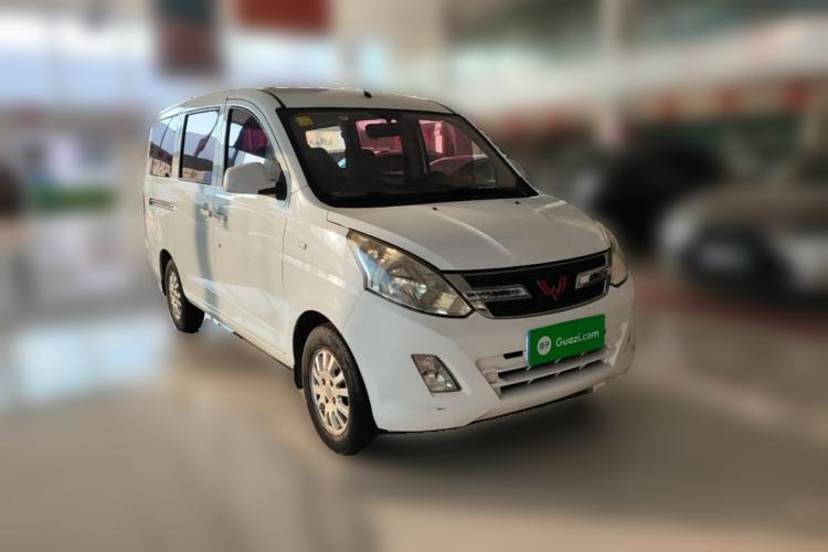 Used Wuling Rongguang V 2015 1.2L Standard Version Front Right 45 Deg