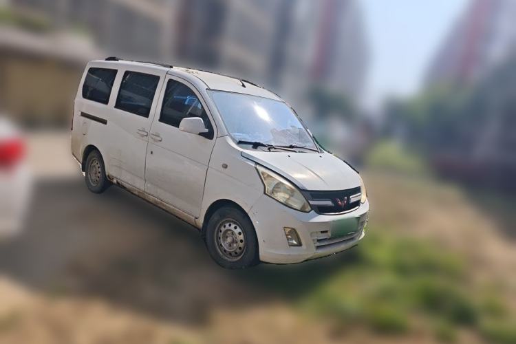 Used Wuling Rongguang V 2015 1.5L Base Version Front Right 45 Deg