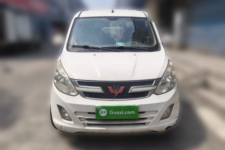 Used Wuling Rongguang V 2015 1.5L Standard Version Front
