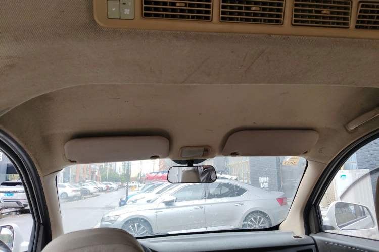 Used Wuling Rongguang V 2015 1.2L Standard Version Headliner