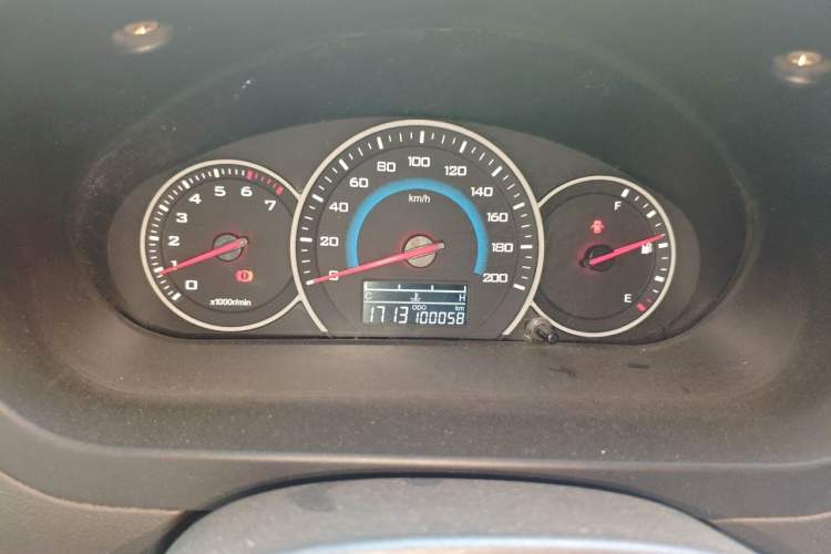 Used Wuling Rongguang V 2015 1.5L Standard Version Instrument Cluster