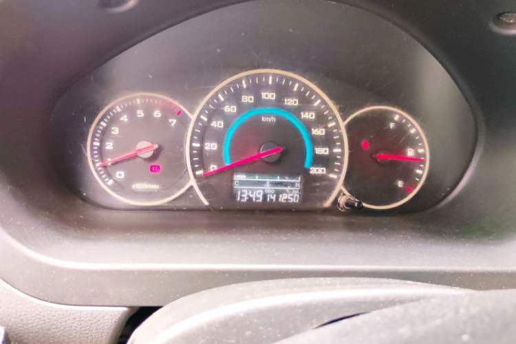 Used Wuling Rongguang V 2015 1.2L Practical Model Instrument Cluster