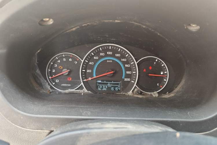 Used Wuling Rongguang V 2015 1.2L Standard Version Instrument Cluster