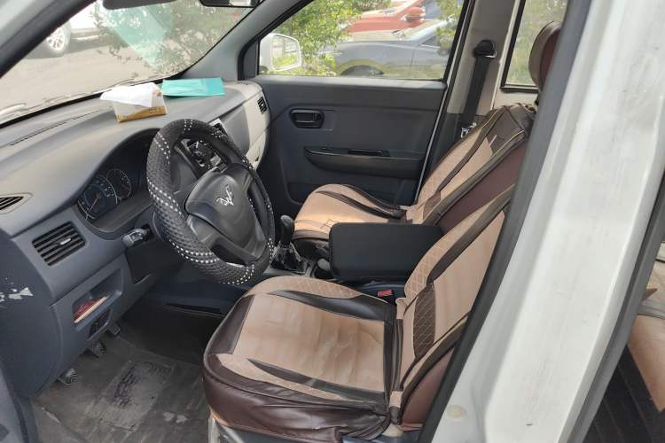 Used Wuling Rongguang V 2015 1.2L Base Version Left Front Seat