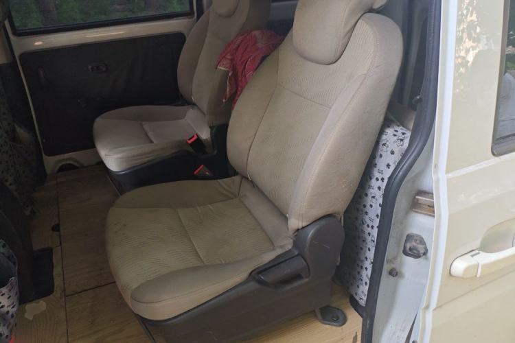 Used Wuling Rongguang V 2015 1.5L Standard Version Left Rear Seat