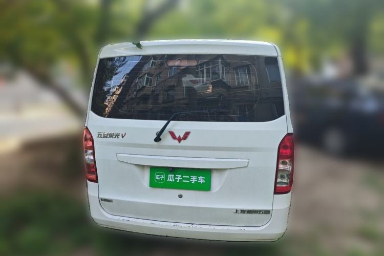 Used Wuling Rongguang V 2015 1.5L Standard Version Rear