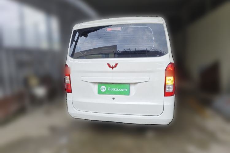 Used Wuling Rongguang V 2015 1.2L Standard Version Rear