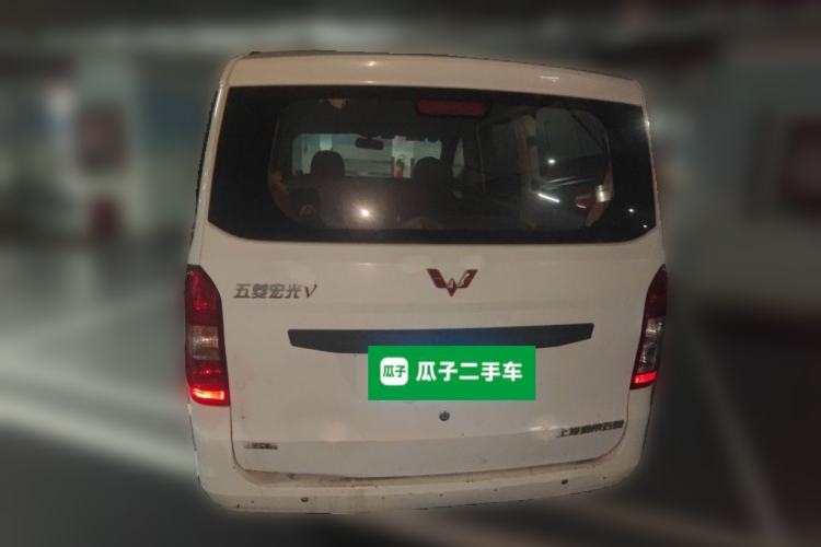 Used Wuling Rongguang V 2015 1.5L Practical Version Rear
