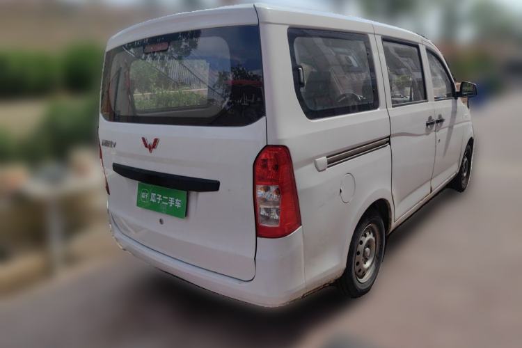 Used Wuling Rongguang V 2015 1.2L Practical Model Rear Right 45 Deg