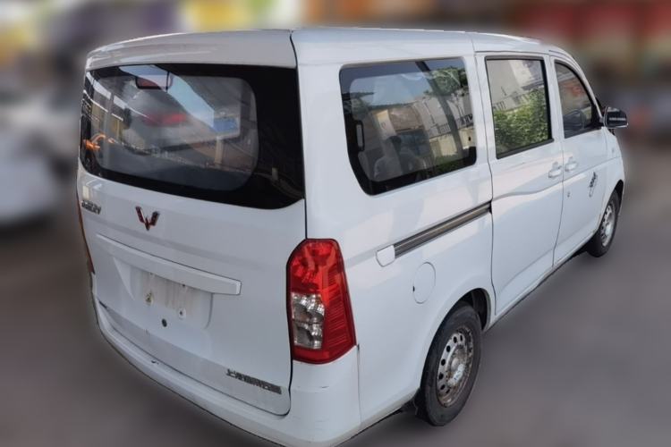 Used Wuling Rongguang V 2015 1.5L Base Version Rear Right 45 Deg