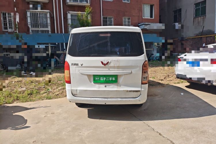 Used Wuling Rongguang V 2015 1.5L Base Version Rear
