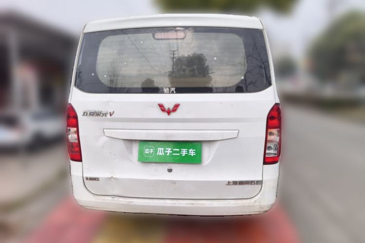 Used Wuling Rongguang V 2015 1.2L Standard Version Rear