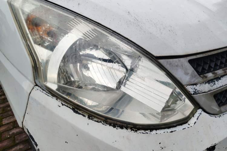 Used Wuling Rongguang V 2015 1.2L Practical Model Right Front Headlight