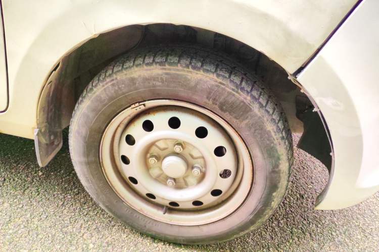 Used Wuling Rongguang V 2015 1.2L Practical Model Right Front Wheel Hub