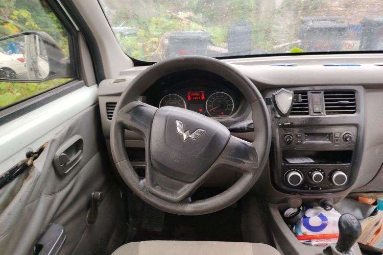 Used Wuling Rongguang V 2015 1.2L Practical Model Steering Wheel