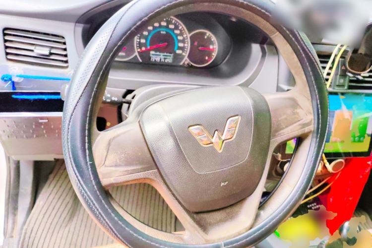 Used Wuling Rongguang V 2015 1.2L Practical Model Steering Wheel