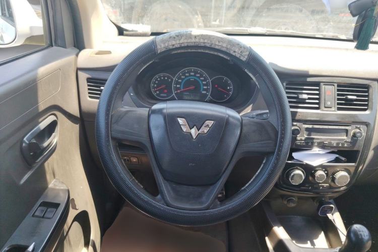 Used Wuling Rongguang V 2015 1.5L Base Version Steering Wheel