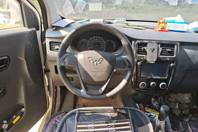 Used Wuling Rongguang V 2015 1.5L Base Version Steering Wheel