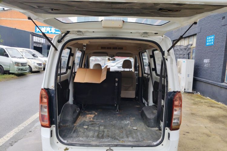 Used Wuling Rongguang V 2015 1.2L Standard Version Trunk