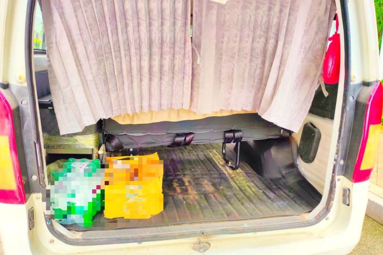 Used Wuling Rongguang V 2015 1.2L Practical Model Trunk